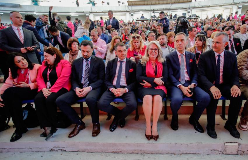 Официална церемония в Бургас даде старт на Giro d’Italia 2026 