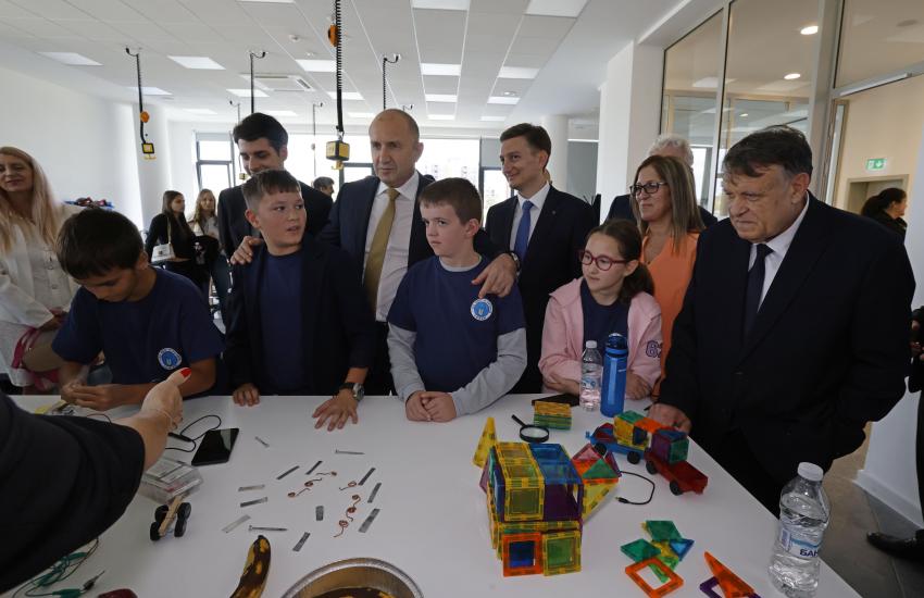 Откриха новата сграда на Националния STEM център в София Тех парк